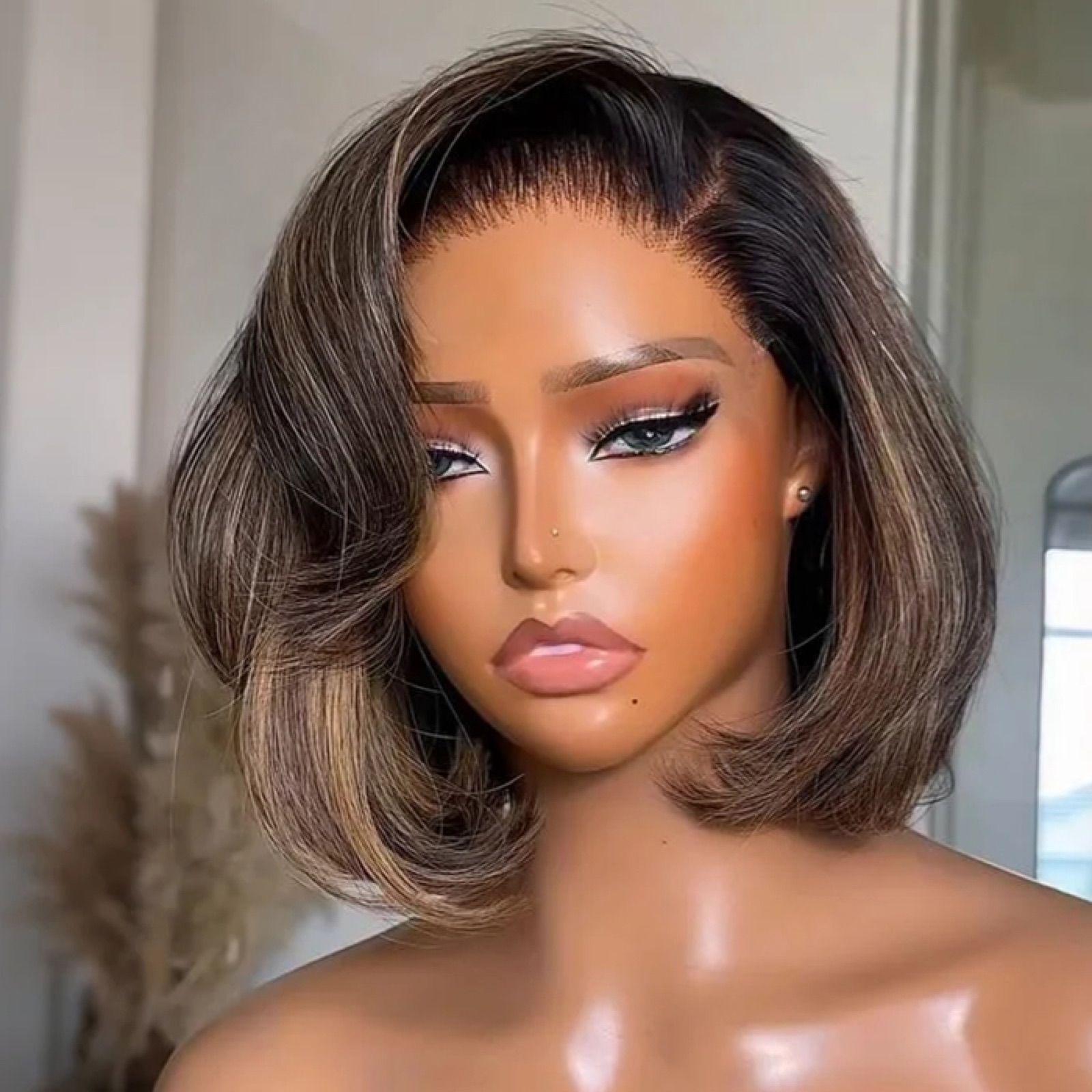 Highlight Layer Cuts Straight Short Bob Wig 6×6 Glueless Wig 300% Density, Perseus Hairs photograph
