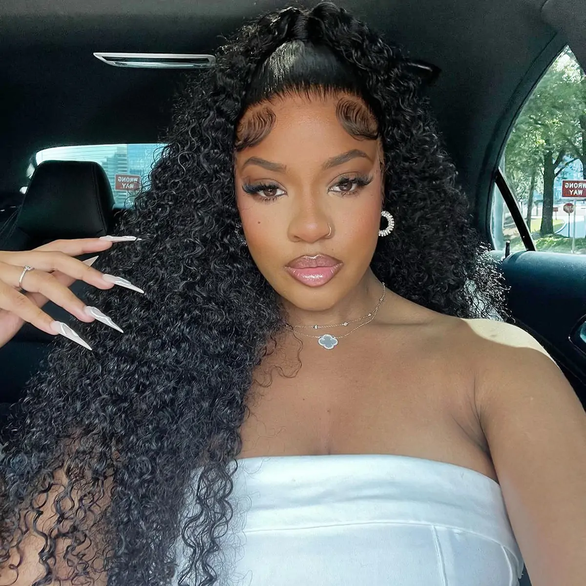 360-curly-wig-1.webp