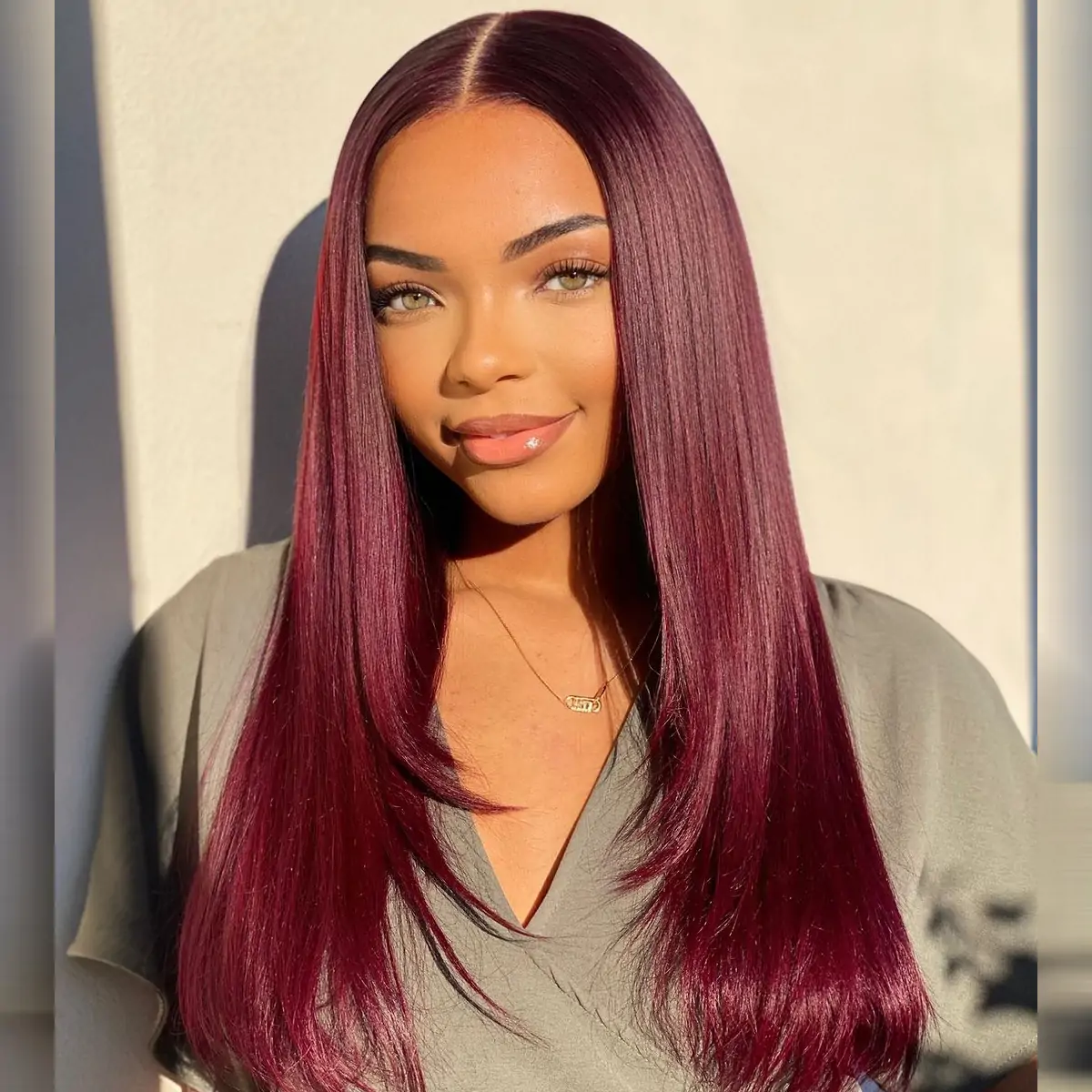 99j-burgundy-layer-cut-straight-wig-2.webp