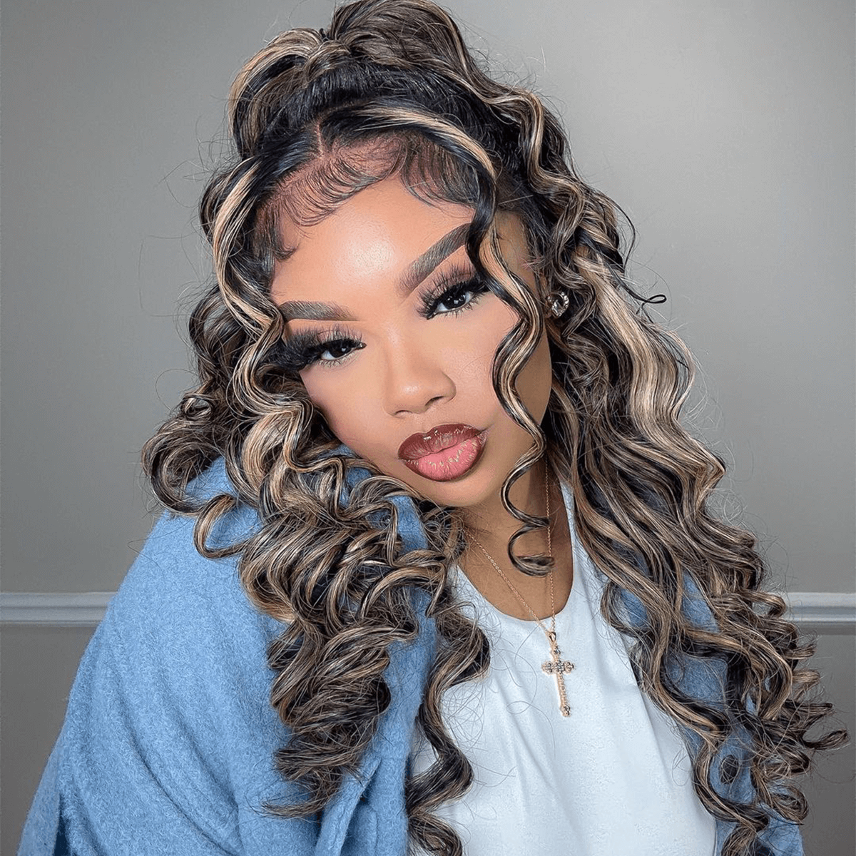 honey-blonde-highlight-loose-deep-wave-wig-1.png