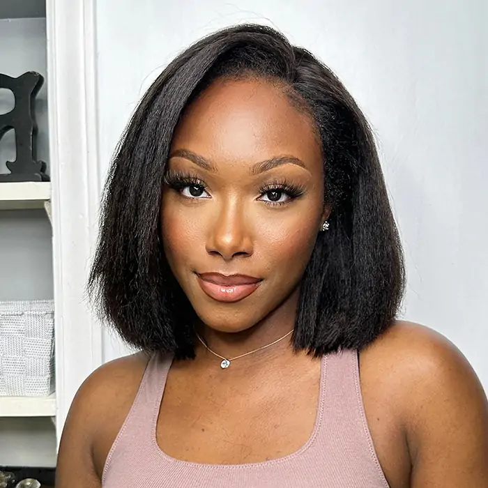 kinky-straight-bob-wig-2.webp