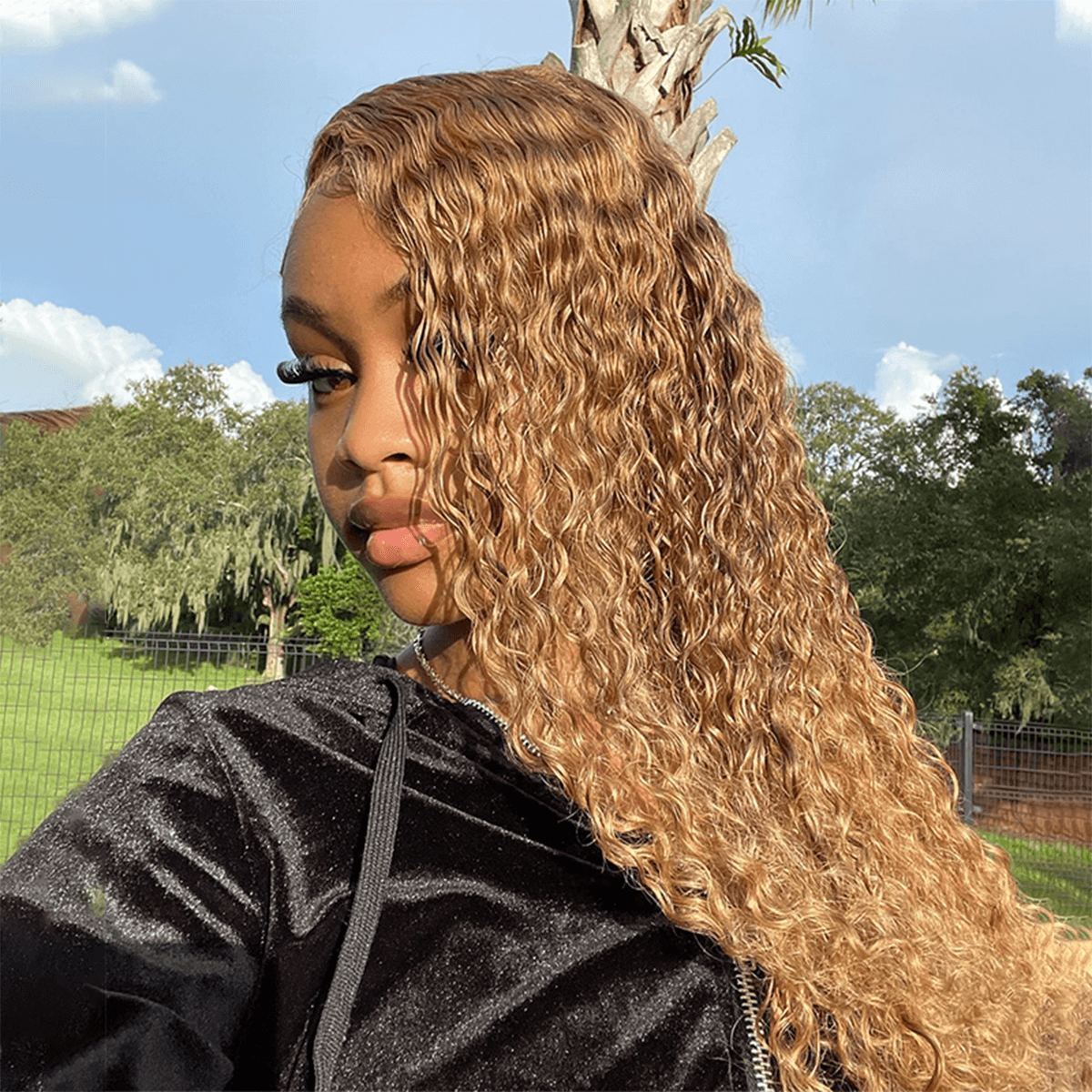 water-wave-honey-blonde-lace-wig-1.png